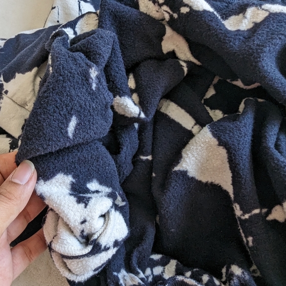 Tye Dye Hoodie - Picture 9 of 12